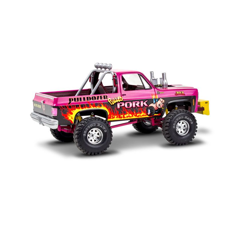 Revell 1/24 '78 Chevy Blazer "pulldozer"