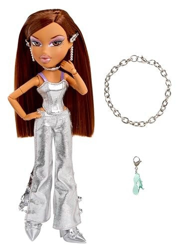 Bratz Charmz Doll - Yasmin