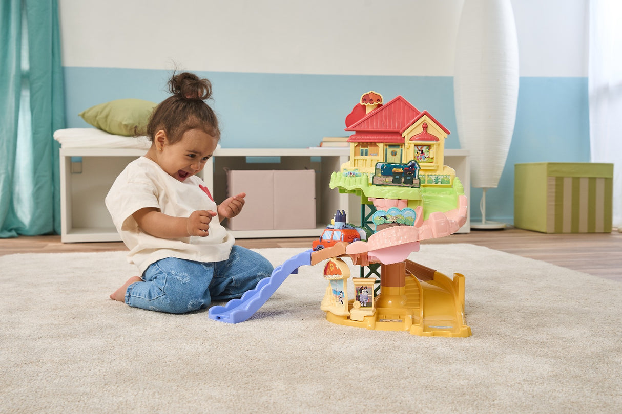 Vtech Toot-Toot Drivers Bluey Road Trip Play Set