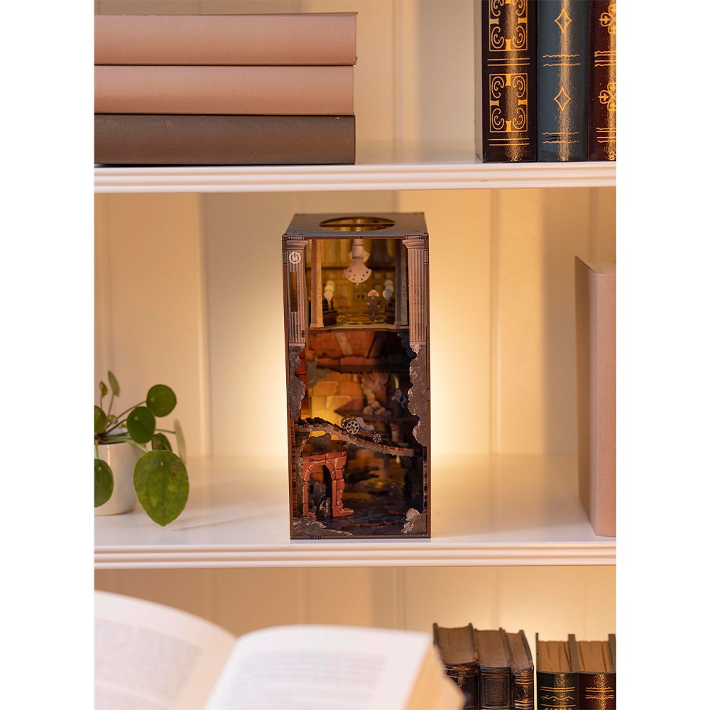 REVELL BOOK NOOK - HARRY POTTER: GRINGOTTS BANK