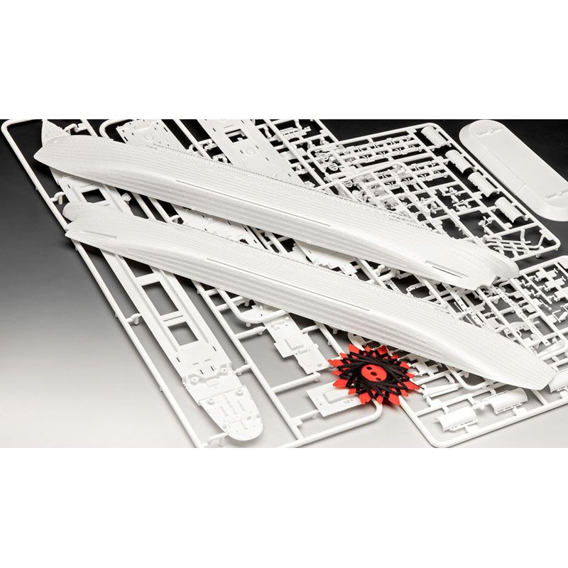 Revell 1/700 R.M.S. Titanic