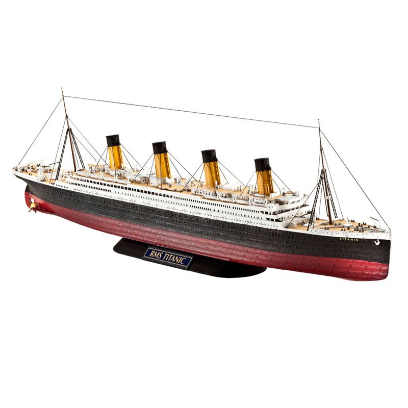 Revell 1/700 R.M.S. Titanic