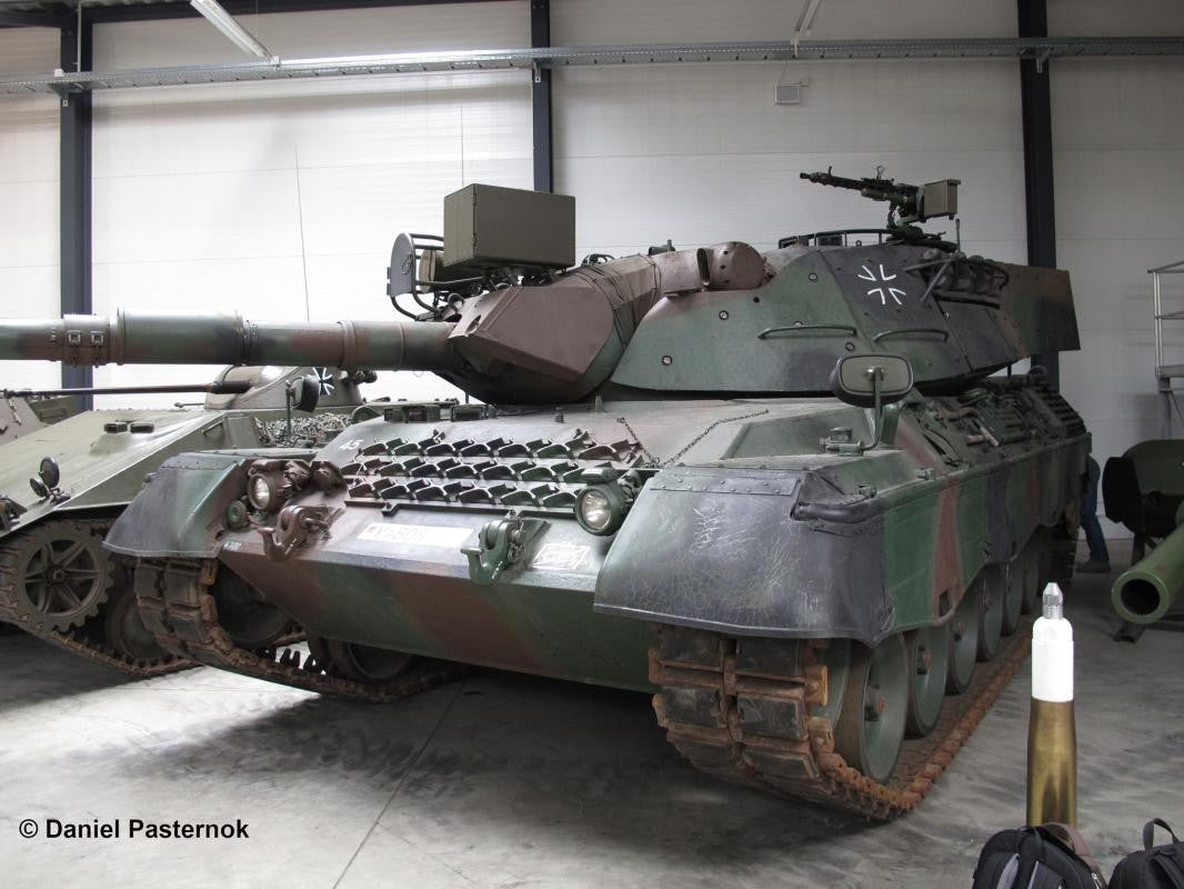 Revell 1/35 Leopard 1 A1a1-a1a4 Gift Set