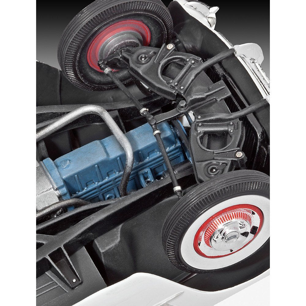 REVELL 53 CHEVROLET® CORVETTE® ROADSTER