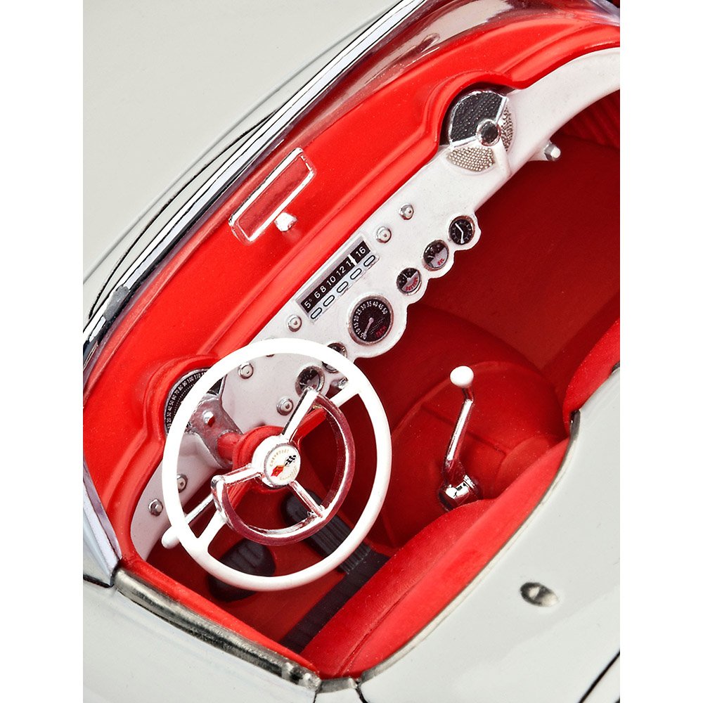 REVELL 53 CHEVROLET® CORVETTE® ROADSTER