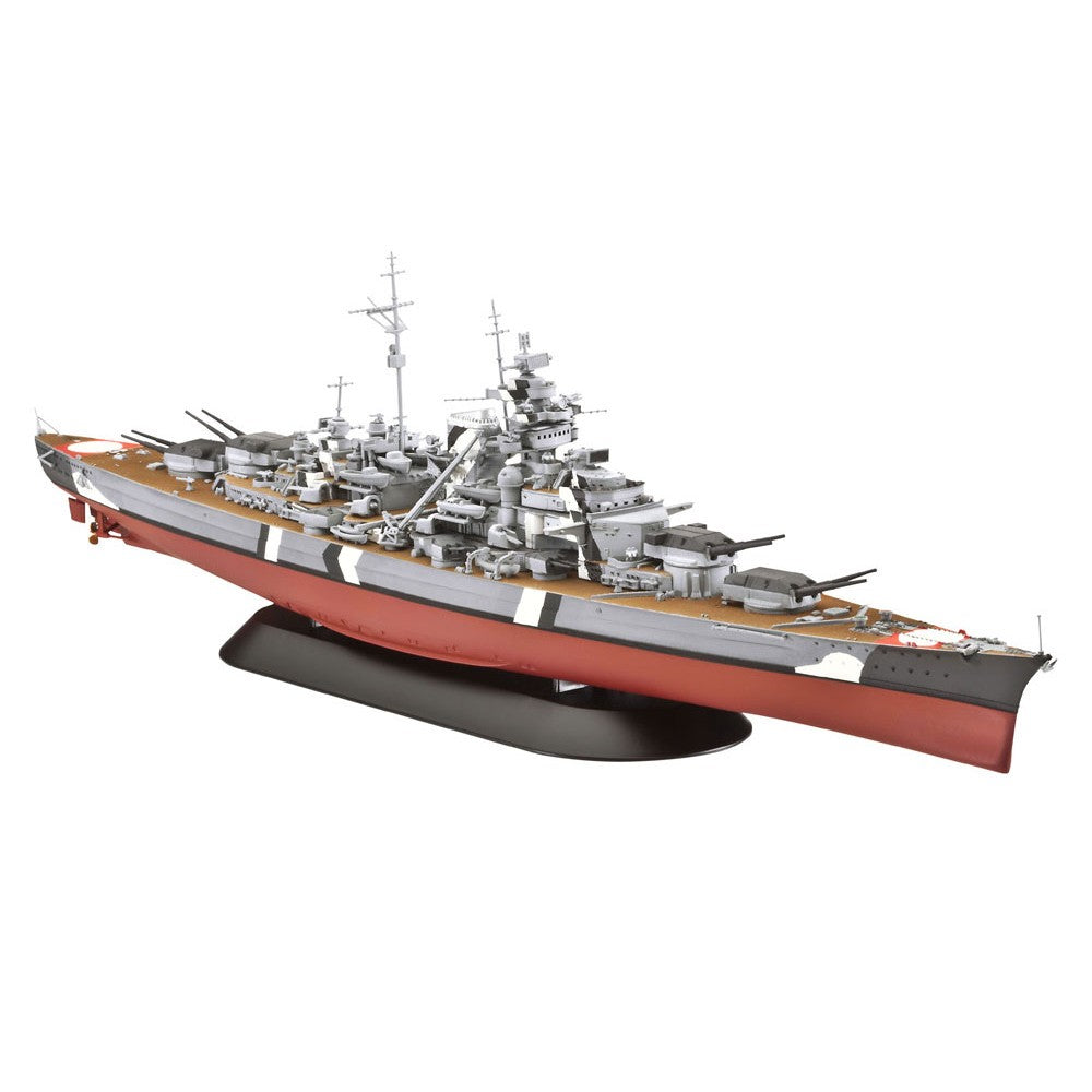 REVELL 1/700 BATTLESHIP BISMARCK