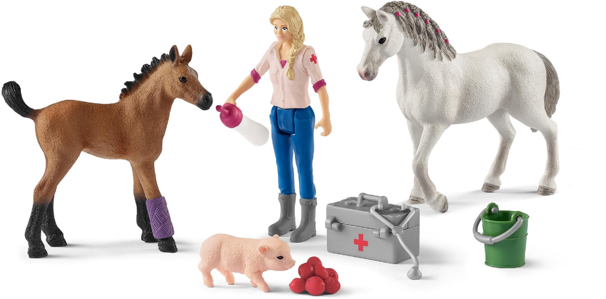 SCHLEICH - Vet Visiting Mare and Foal