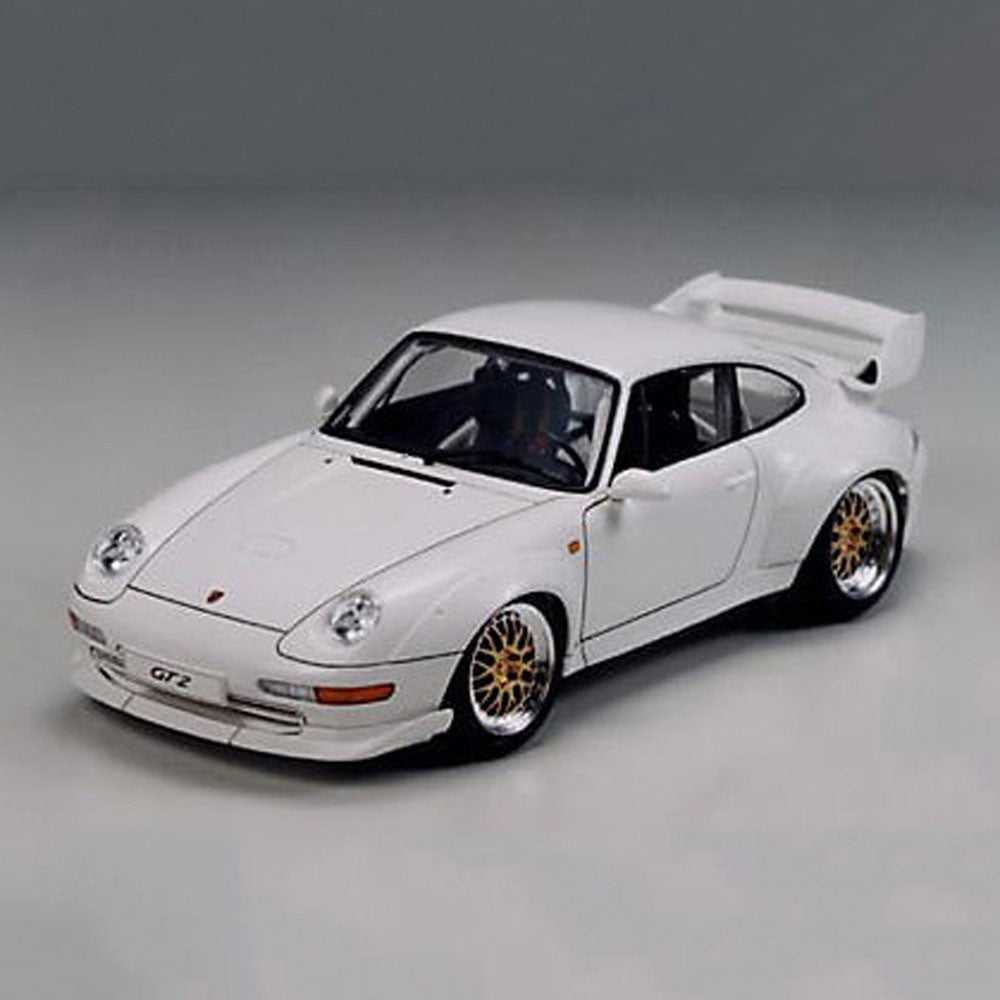 Tamiya 1/24 Porsche 911 Gt2 Road Version Club Sport
