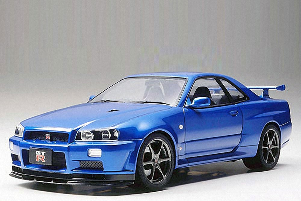 Tamiya 1/24 Nissan Skyline Gt-r V Spec Ii