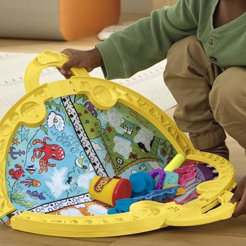 Play-Doh Fold N Go Playmat