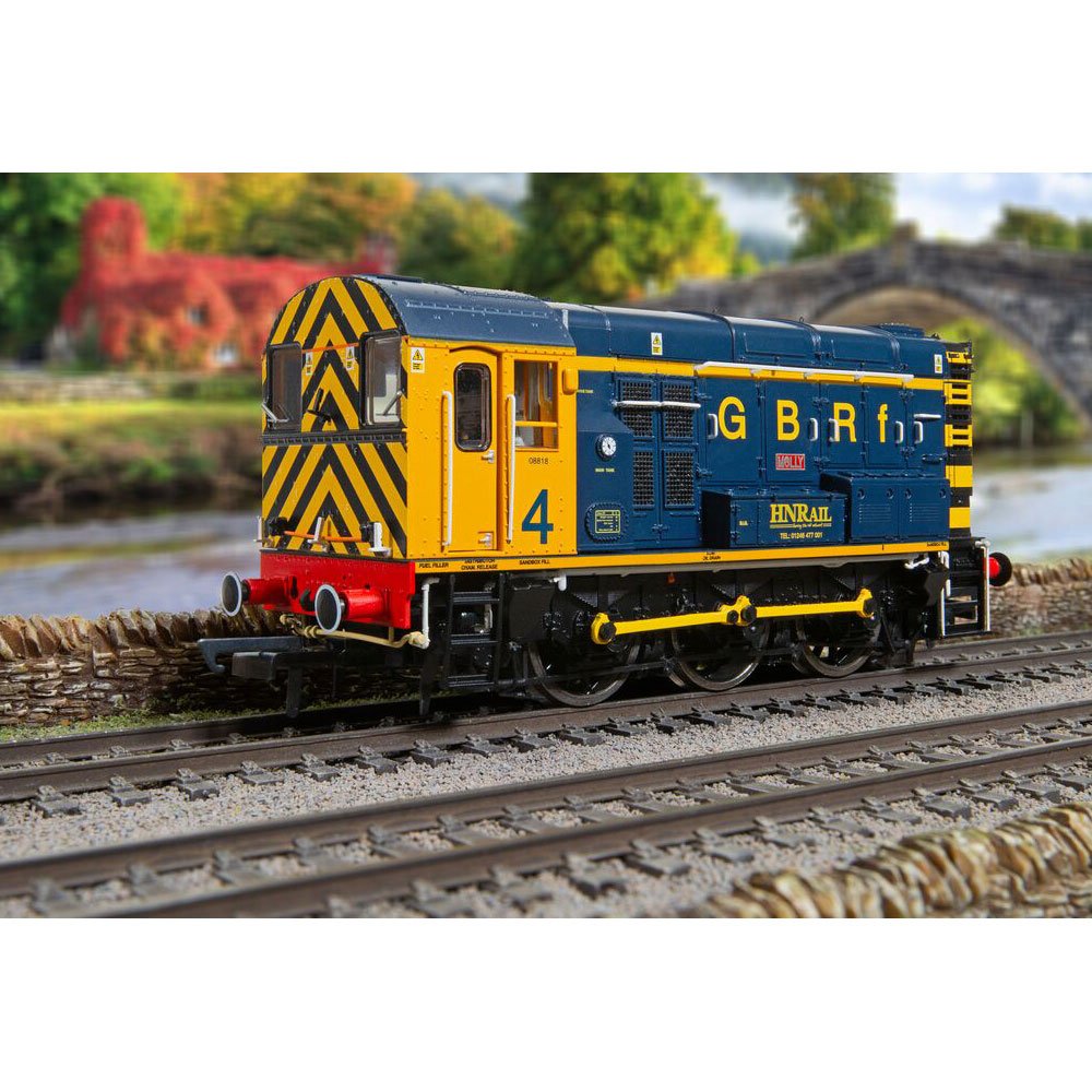 Hornby GB Rail Freight Class 08 0-6-0 08818 'Molly' - Era 11