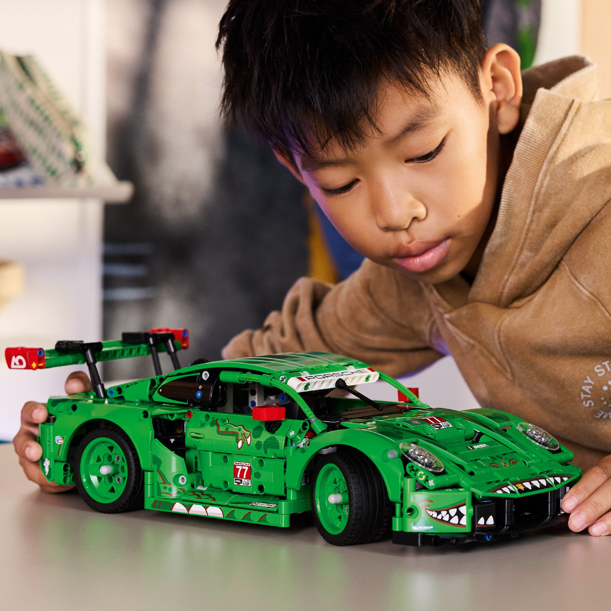LEGO TECHNIC PORSCHE 911 GT3 R REXY AO RACING CAR 42224 AGE: 11+