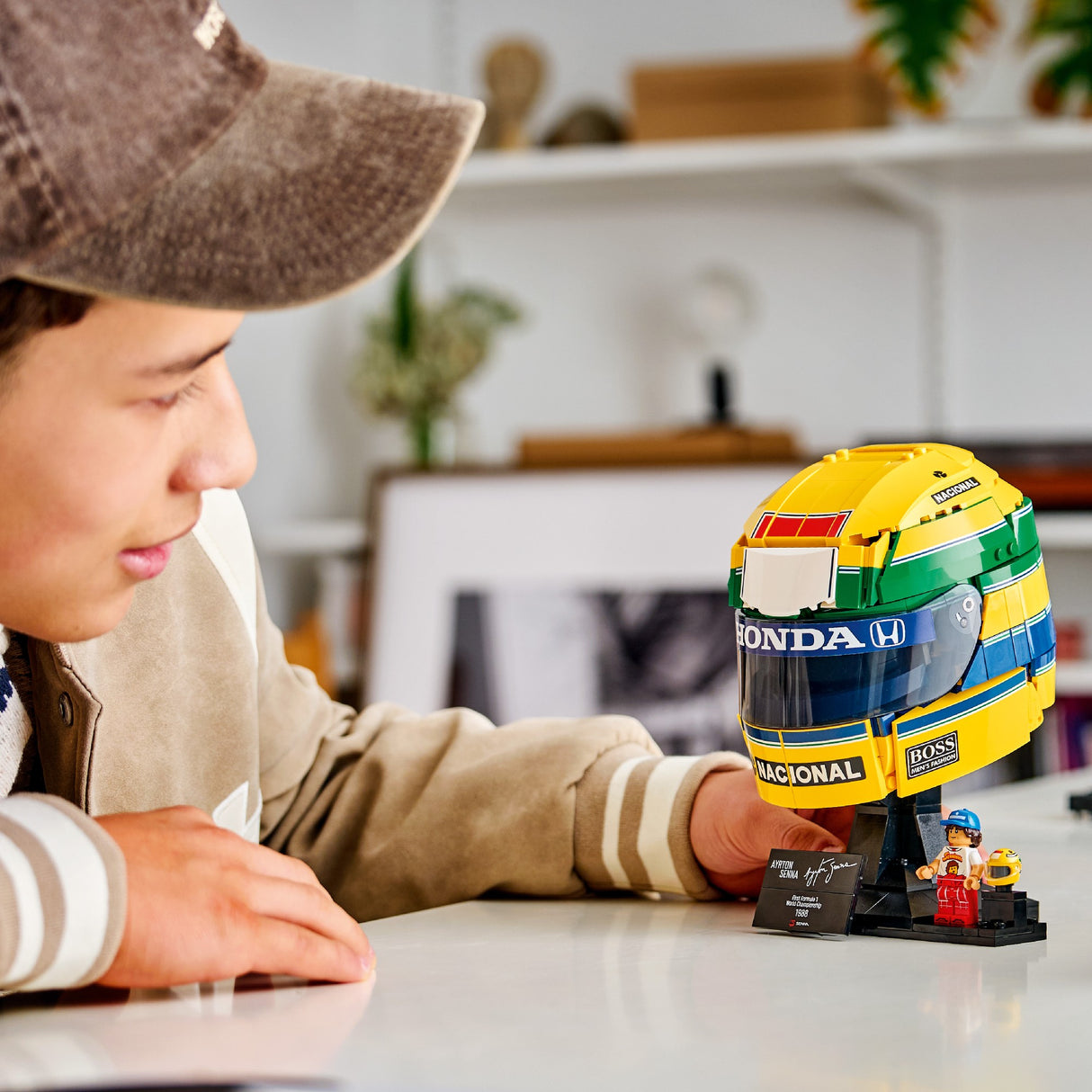 Lego 43024 Editions Vehicles Ayrton Senna Helmet Age: 14+