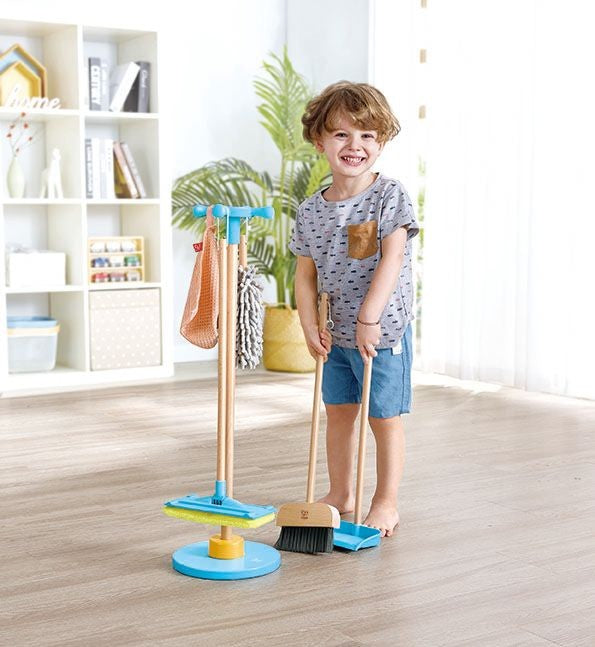 HAPE BROOM & SWIFFER CLEANING STAND