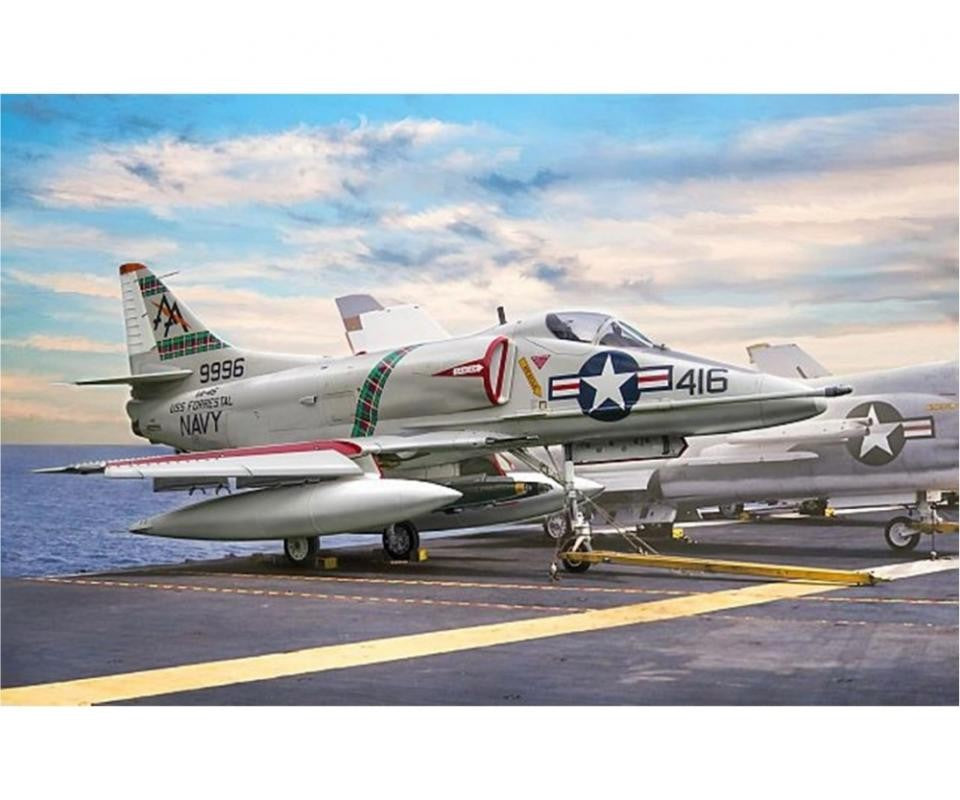 ITALERI A-4 E/F/G SKYHAWK 1:48