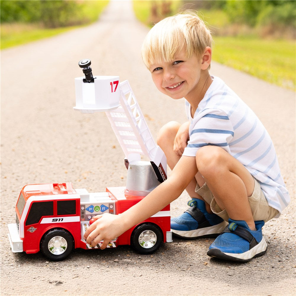 Maxx Action Motorised 2-In-1 Fire Truck