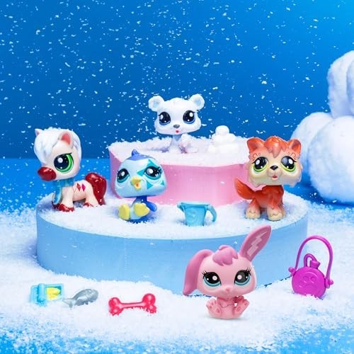 Littlest Pet Shop Winter Theme  Collector 5-Pack  for Girls or Boys  Ages 4 Years and up