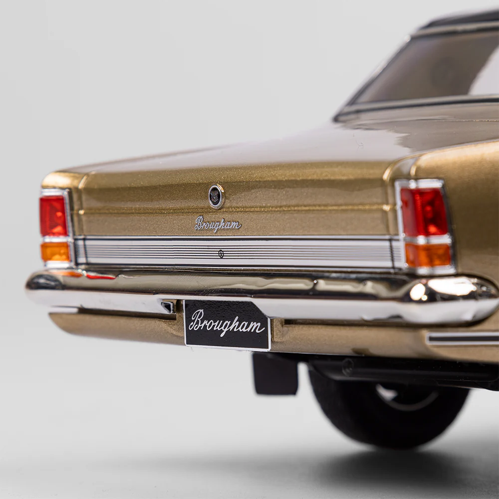 1:18 HOLDEN HK BROUGHAM INCA GOLD