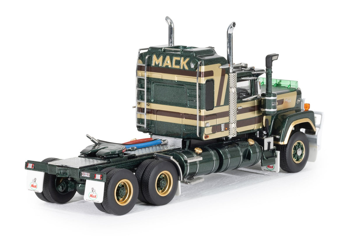 Drake Mack Bicentennial Superliner John Flynn
