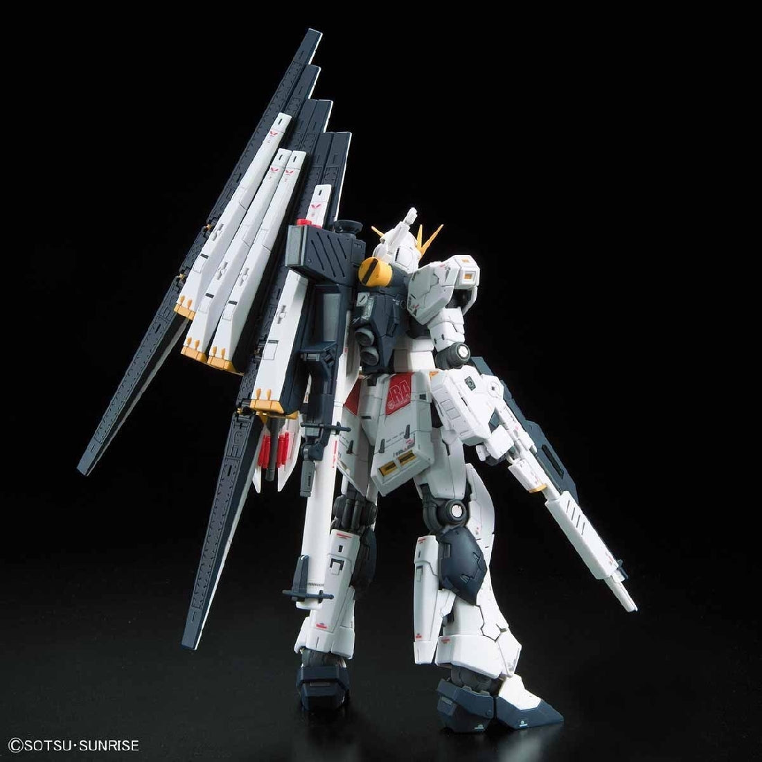 Bandai 1/144 Nu Gundam