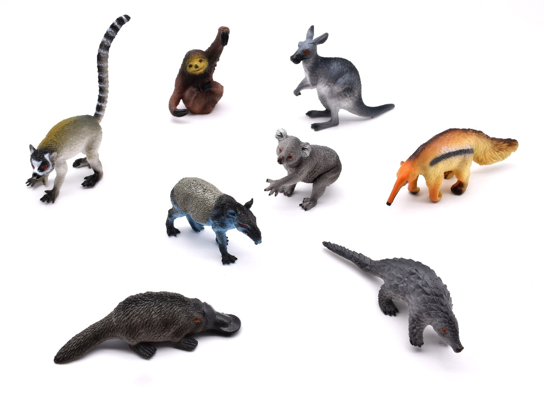 PETERKIN WILDLIFE WORLD 8PC FIGURES
