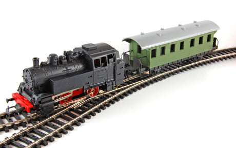 MODEL RAILWAY
