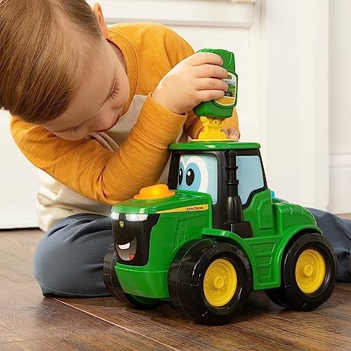 John Deere Key N Go Johnny Tractor