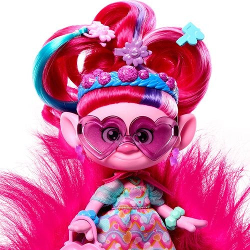 TROLLS PREMIUM FASHION DOLL - QUEEN POPPY