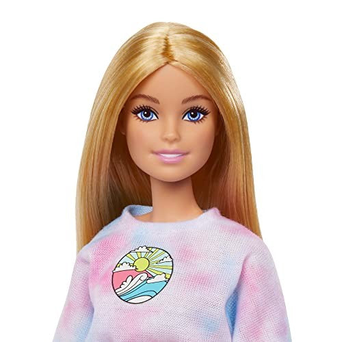 Barbie on-set Stylist Doll & 14 Accessories, Blonde Malibu Fashion Doll with Cart, Smock, Makeup Palette, Puppy & More