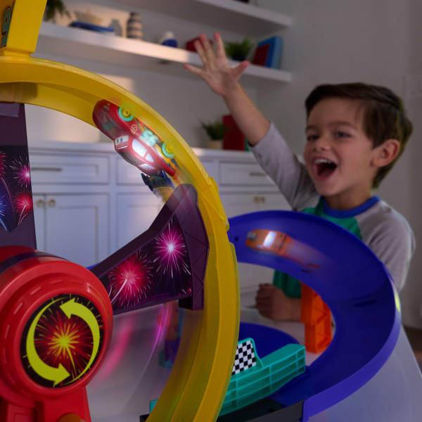Disney Pixar Cars 2026 Lightning Mcqueen Celebration Raceway