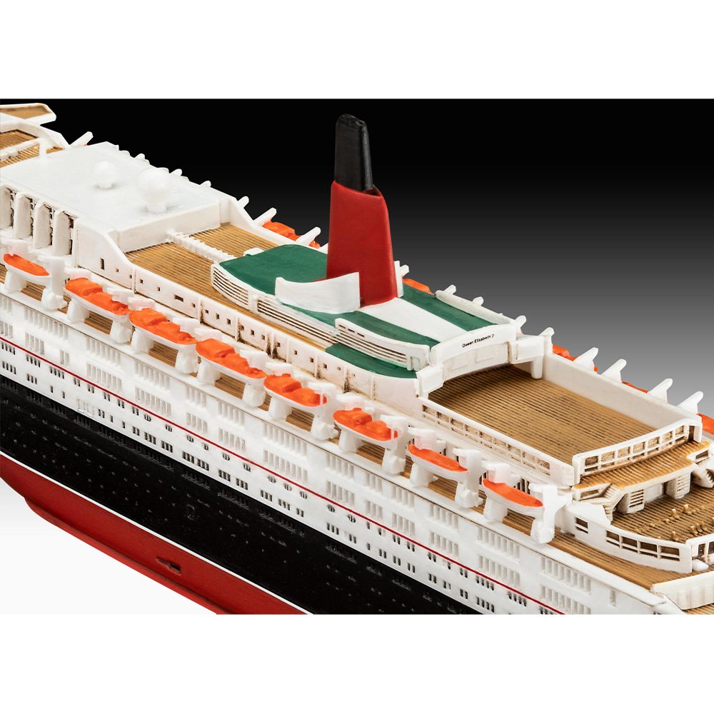 Revell 1/1200 Queen Elizabeth II