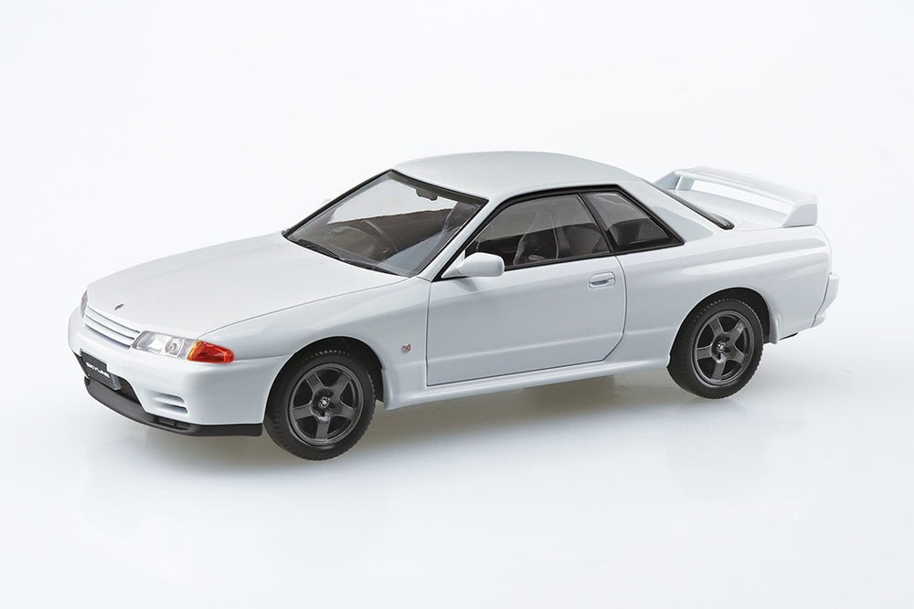 Aoshima 1/32 Nissan R32 Skyline Gt-r (crystal White) Snap Kit
