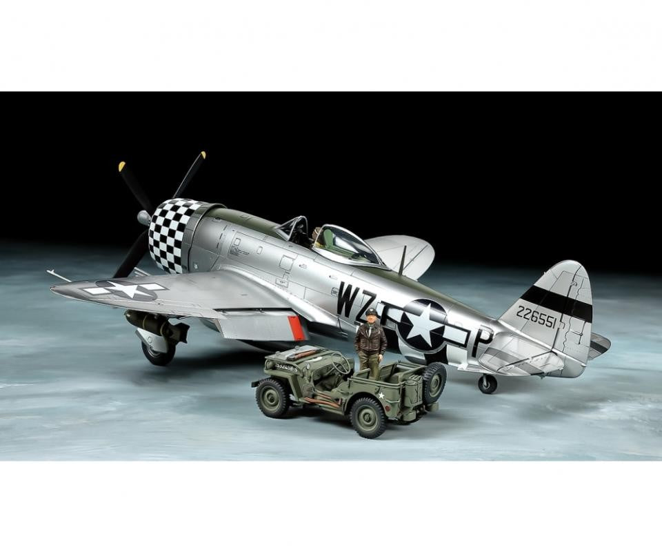 Tamiya 1/48 Republic P-47d Thunderbolt & U.s.1/4-ton 4×4 Light Vehicle
