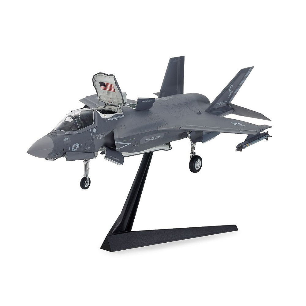 Tamiya 1/72 F-35b Lightning Ll