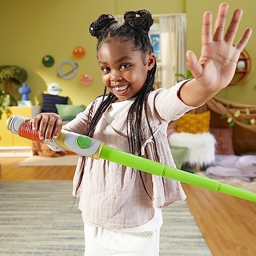 STAR WARS YOUNG JEDI TRAINING LIGHTSABER - KAI BRIGHTSTAR