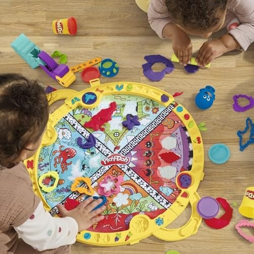 Play-Doh Fold & Go Playmat Starter Set  