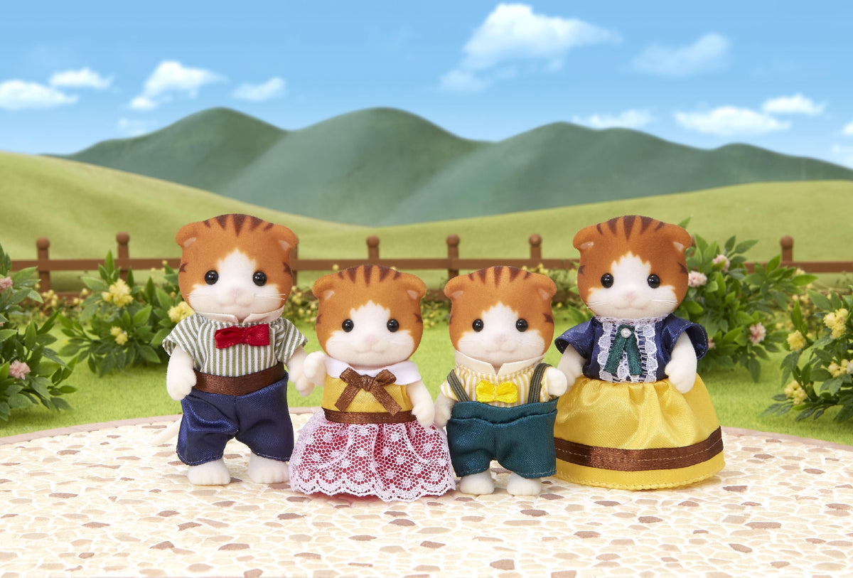Sylvanian Families Maple Cat Family 4 Figures Playset