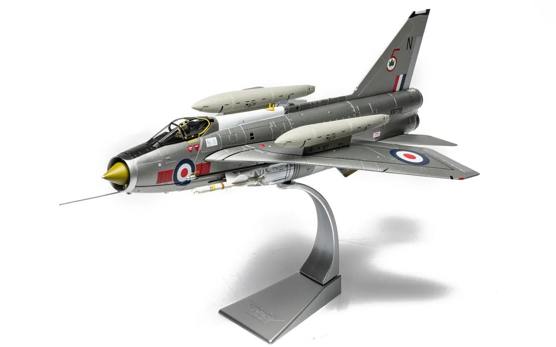 Corgi 1/48 English Electric Lightning F.6 - Raf No.5 Sqn 1973