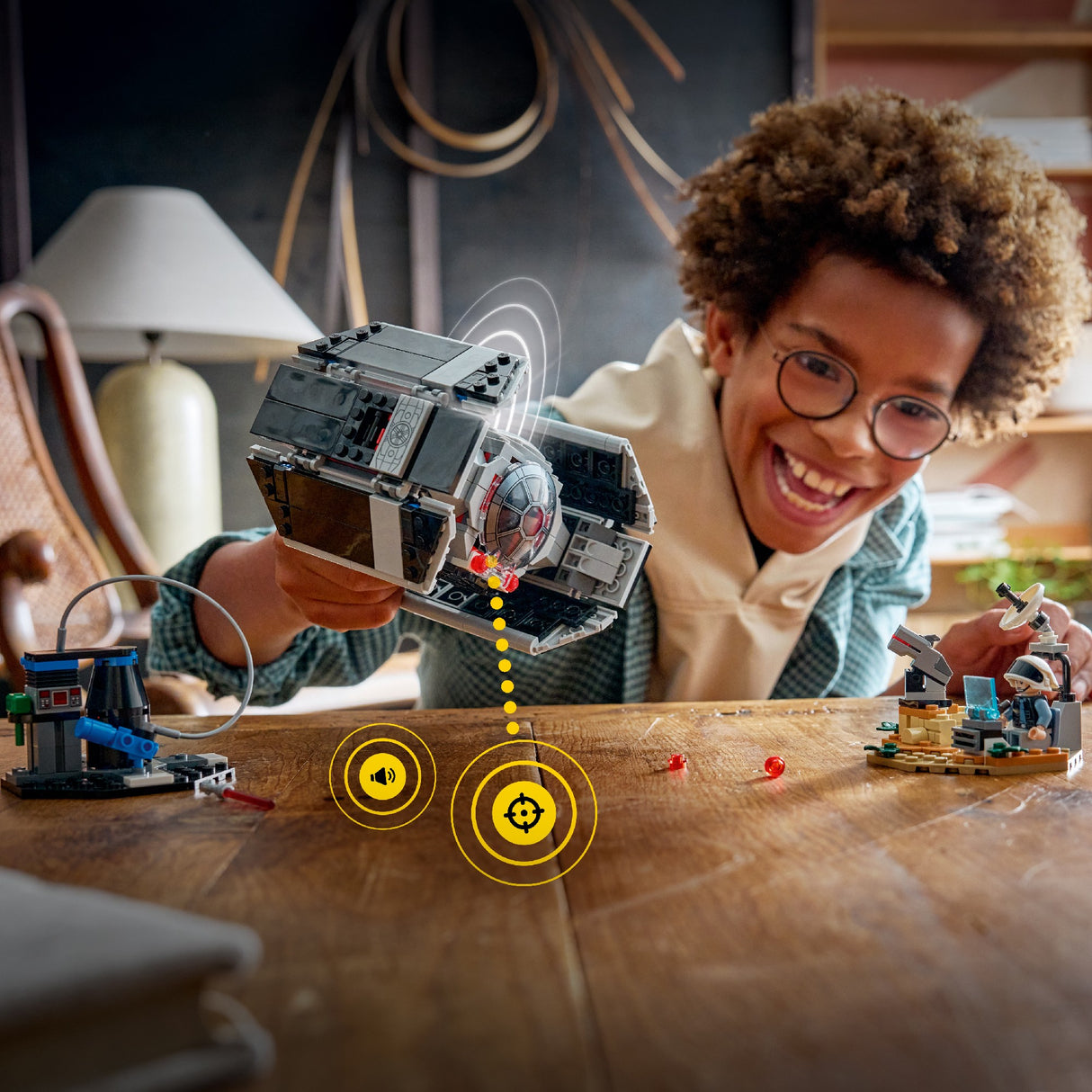 LEGO® Star Wars™ SMART Play™: Darth Vader’s TIE Fighter™ 75421 AGE: 8+