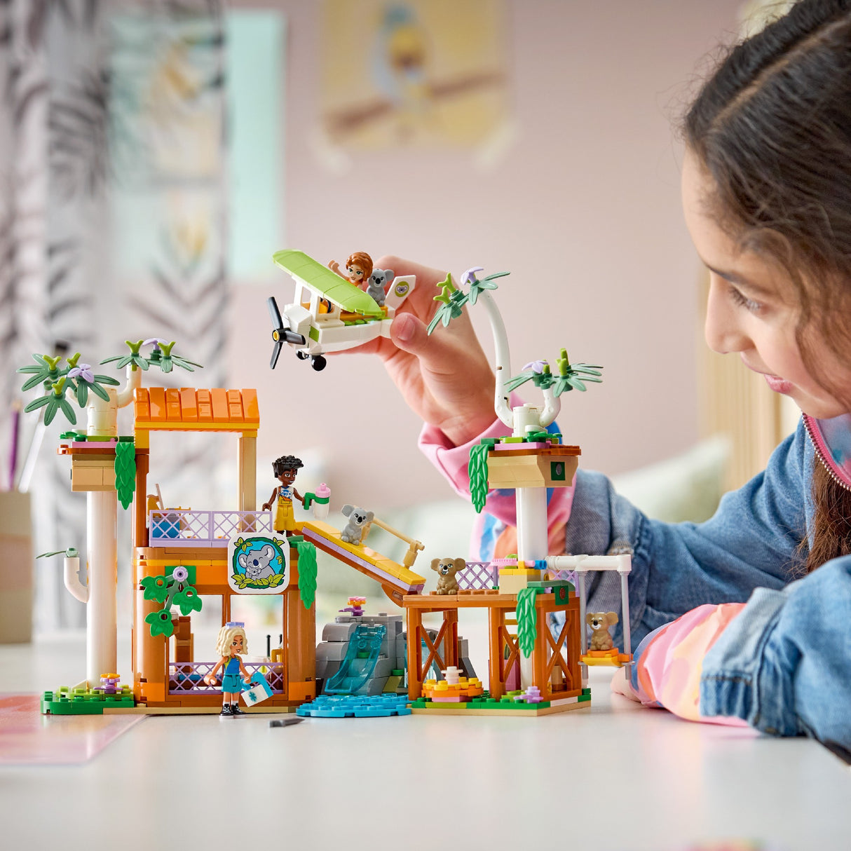 LEGO 42701 LEGO FRIENDS KOALA HABITAT & CARE CENTER AGE: 7+