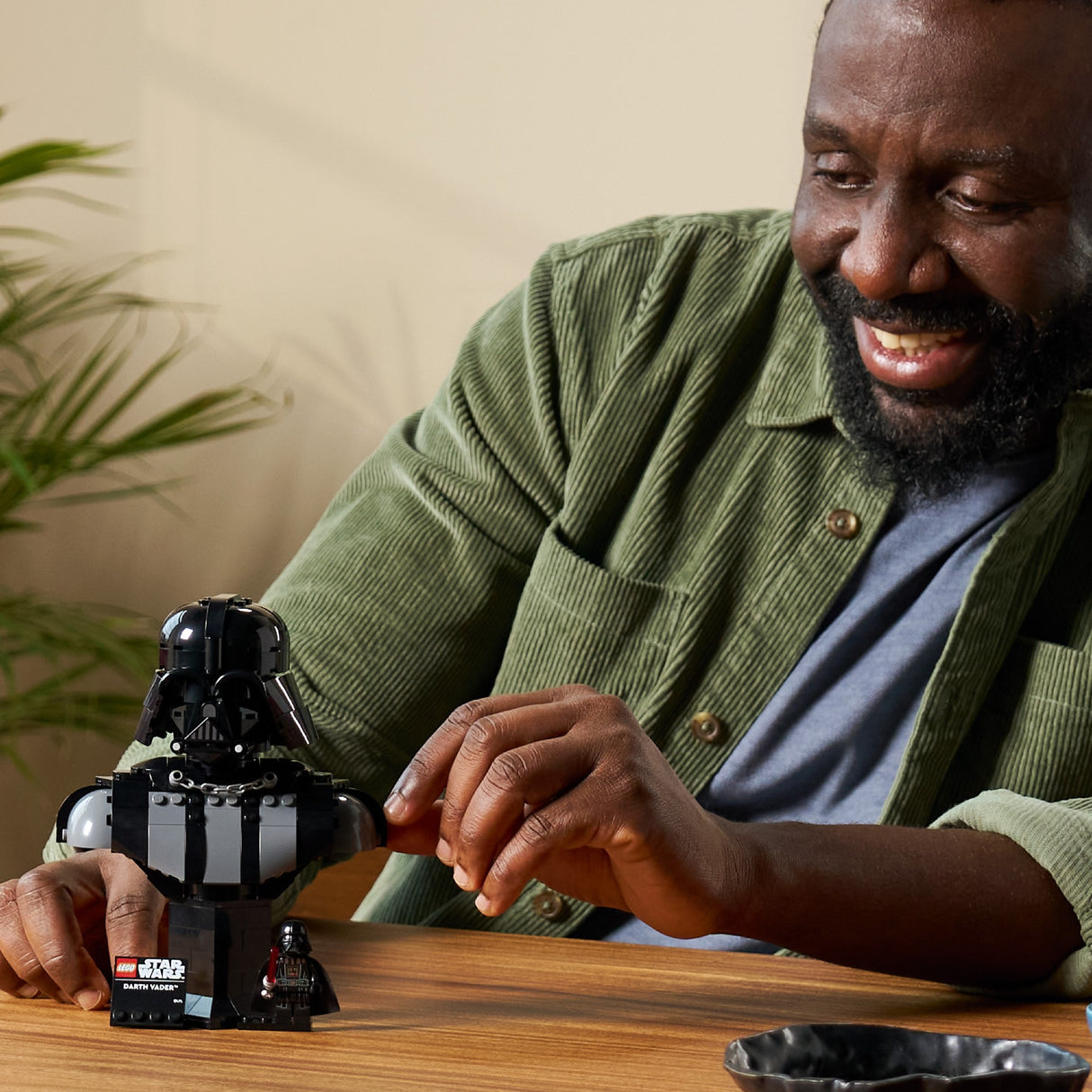 Lego Star Wars Darth Vader Bust 75439 Age: 18+