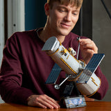 Lego 11382 Icons Hubble Space Telescope Age: 18+