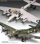 ACADEMY 1/ 72 B17F "MEMPHIS BELLE"