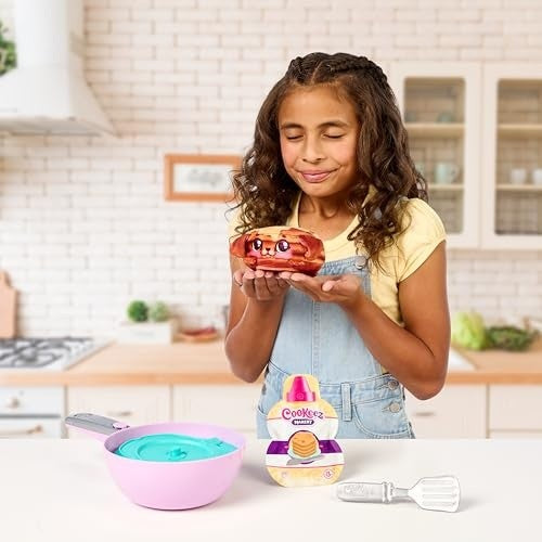 COOKEEZ MAKERY S2 PANCAKE TREATZ PLAYSET