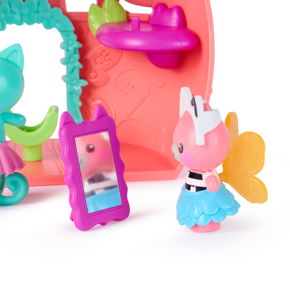 Gabbys Dollhouse Fairylandia Kitty Fairy’S Flutter-Riffic Playset