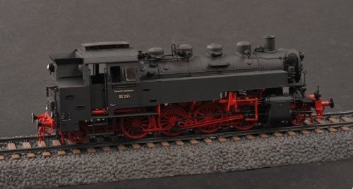 HOBBYBOSS 1/72 GERMAN DAMPFLOKOMOTIVE BR86