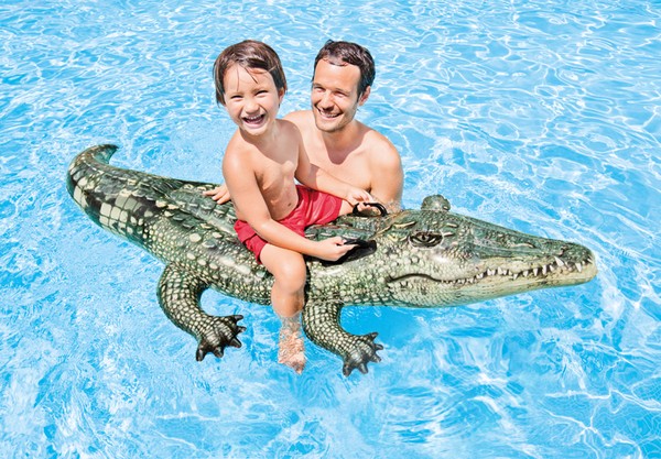 INTEX GATOR RIDE ON 