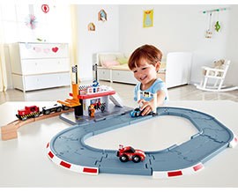 Hape Race Track Station