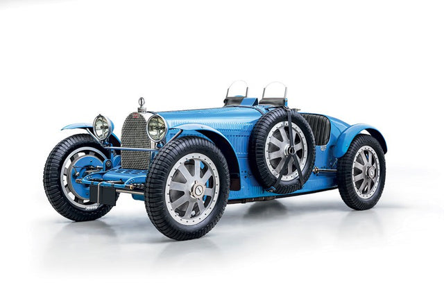 Italeri 1/12 Bugatti Roadster 35B 