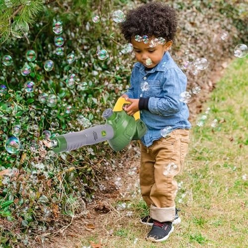 John Deere Bubble Leaf Blower Toy for Kids Includes 24oz Bubble Refill Gas Can, Outdoor Bubble Machine for Kids, Easy to Use, Outdoor Play, Great Gift